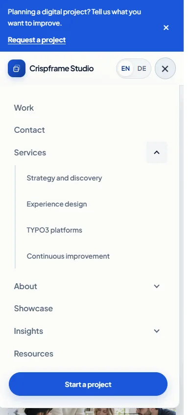 Expanded service links in the mobile navigation