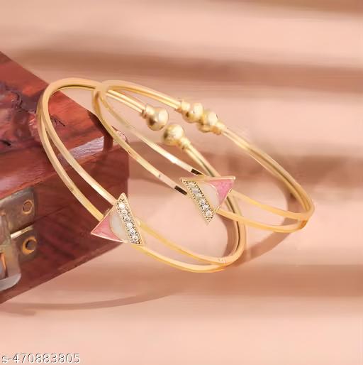 Triangular Shaped Unique Bracelet - amamestyle