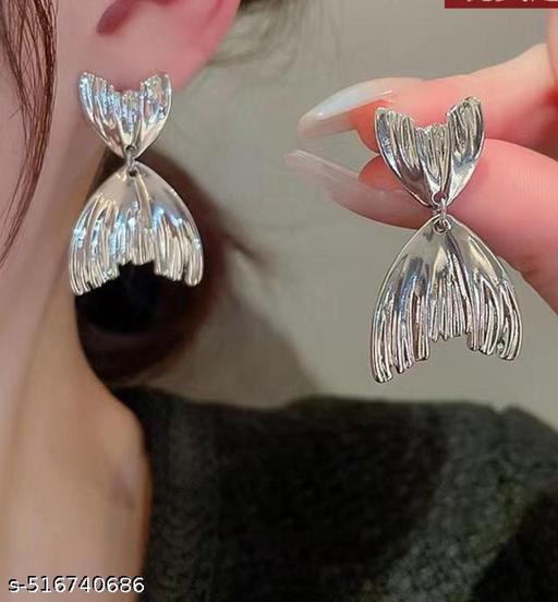 Silver Fish Tail Korean Earrings For Women Girls Korean Earring Fashion Western Earrings - amamestyle
