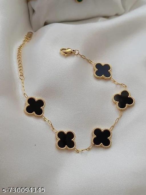 Trendy Clover Bracelet for Women – Stainless Steel Lucky Charm Bracelet with Adjustable Chain – Dailywear Stylish Bracelet Gift for Her - Aurafashion