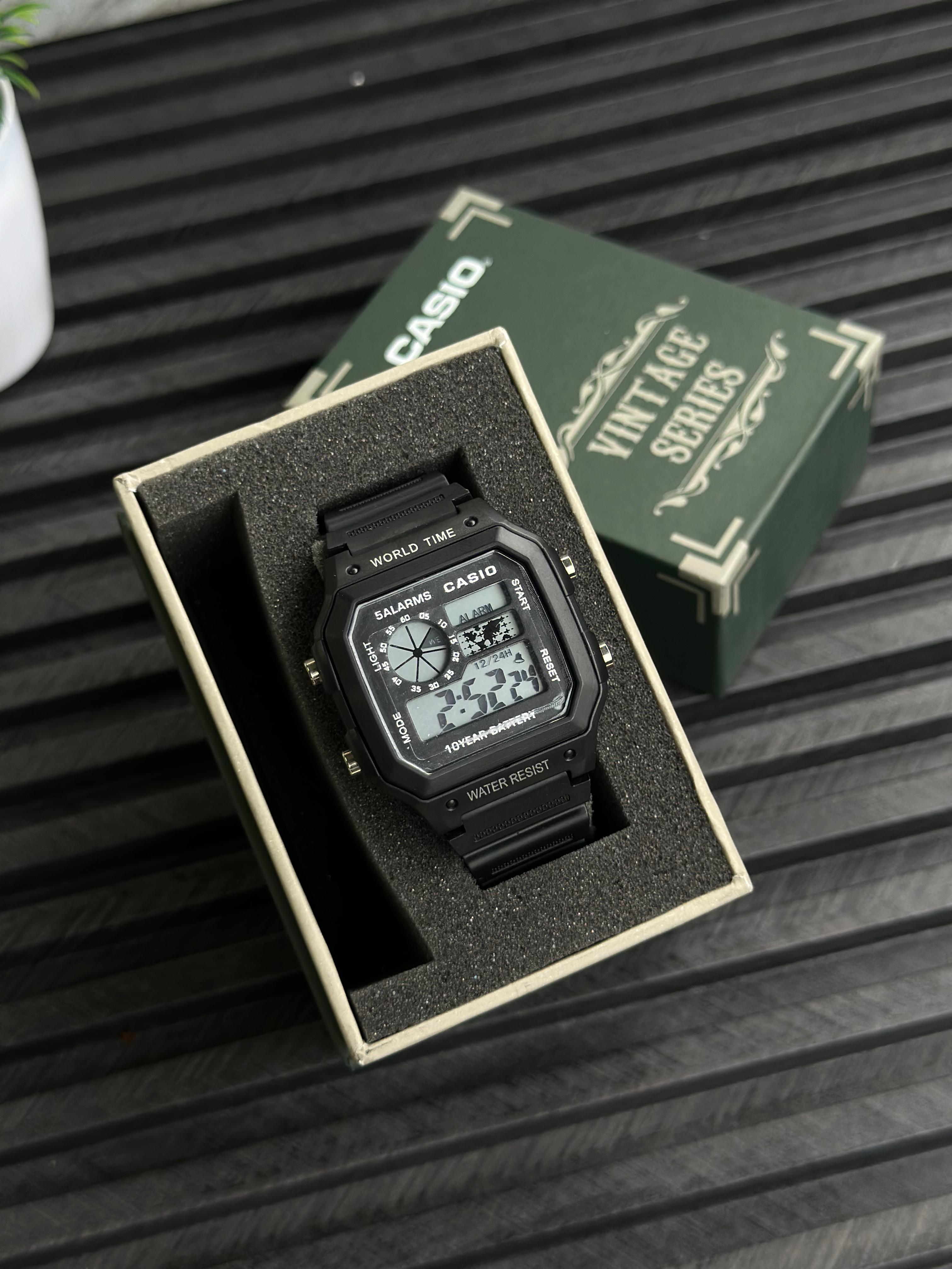 Casio illuminater  - Crispix 