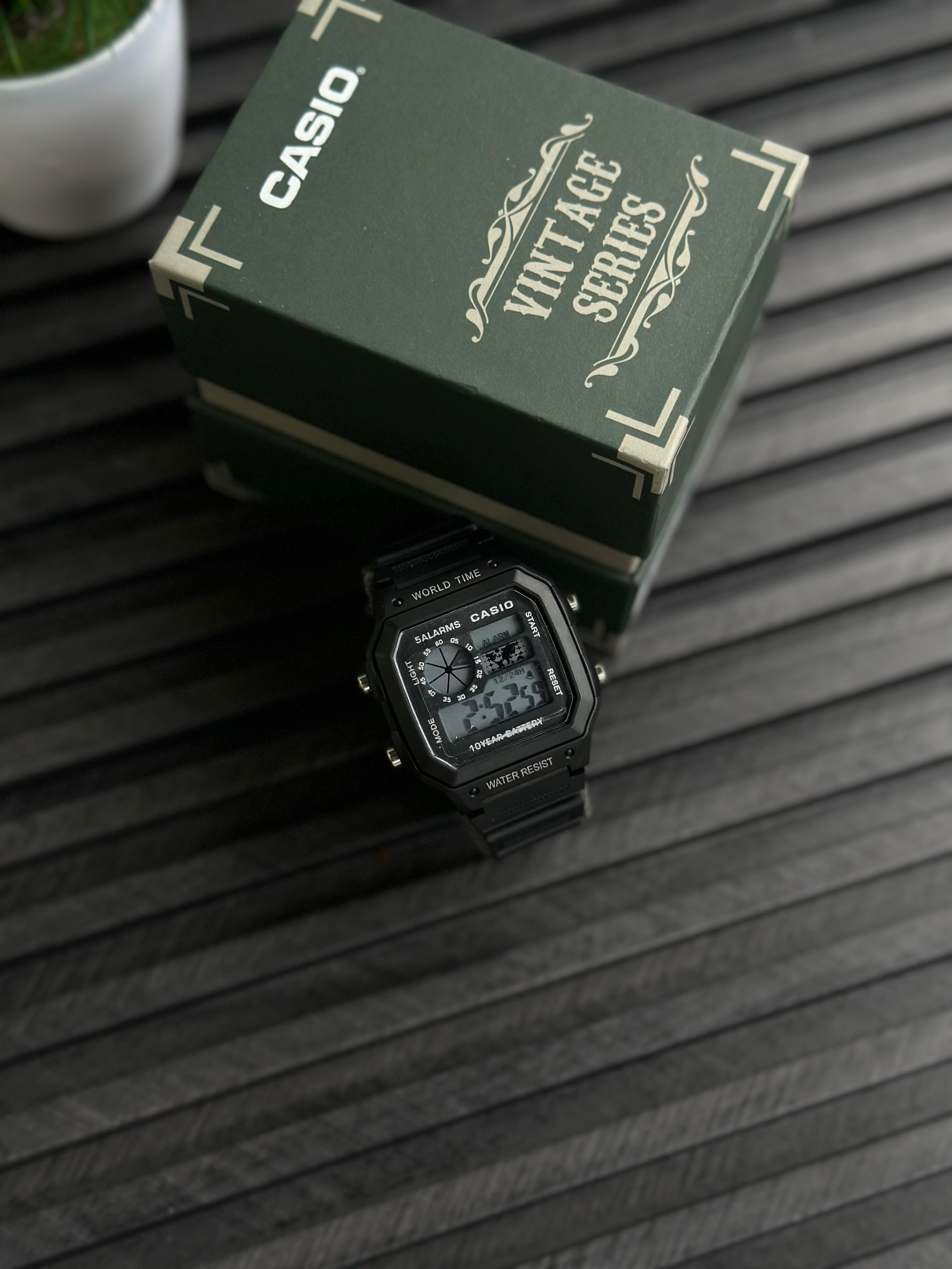 Casio illuminater  - Crispix 