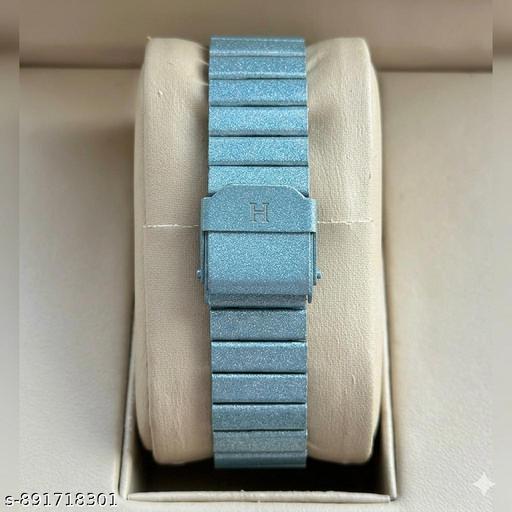 Luxury Look Watches for Women Round Dial | Analogue Quartz Movement Ladies Watch | Long Battery Life | Sky Blue Chain Bracelet | Rose Gold Dial | Elegant Buckle Lock Watches - Crispix 