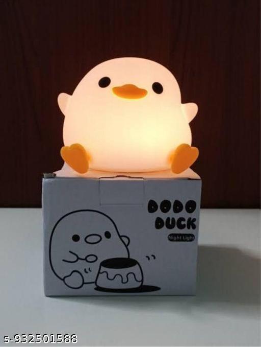 Duck Night Lamp, Duck Night Lamp, Siliconee Night Lamp, USB Rechargeable Bedside Lamp for Bedroom, Living Room Decor, Gift Toy - Crispix 