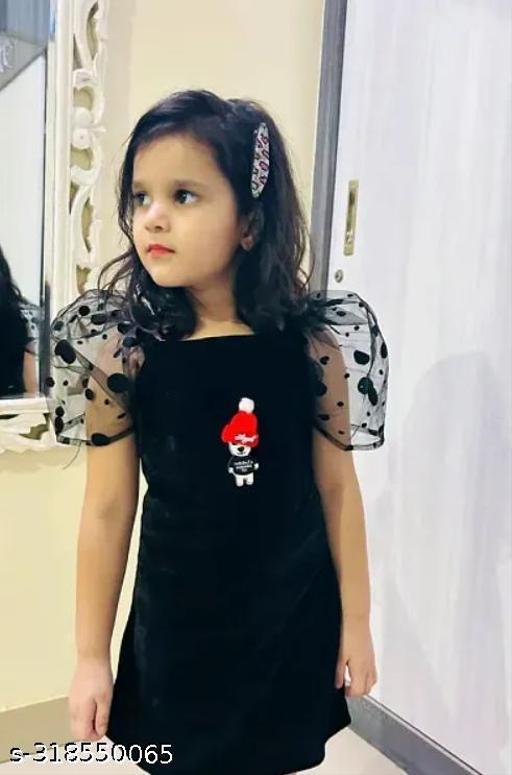 लड़कियों के आरामदायक फ्रॉक और ड्रेस - Design Fasion Store