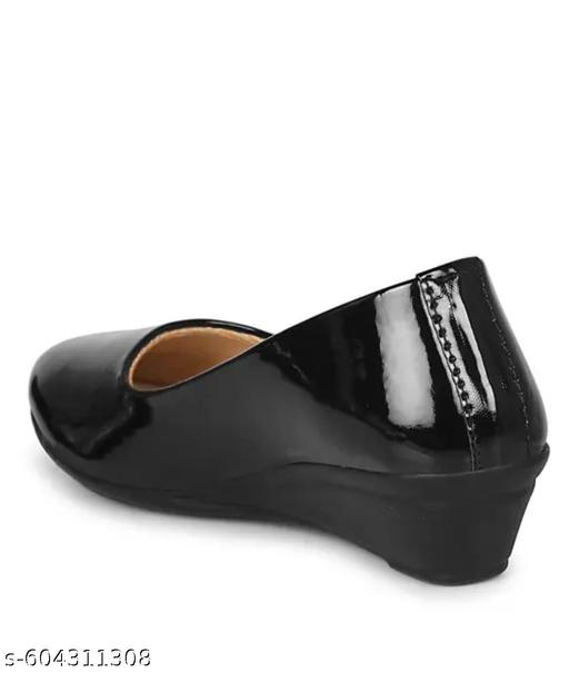 Unique Fashionable Women's Daily Use Stylish Bellies Or Ballerinas - Design Fasion Store