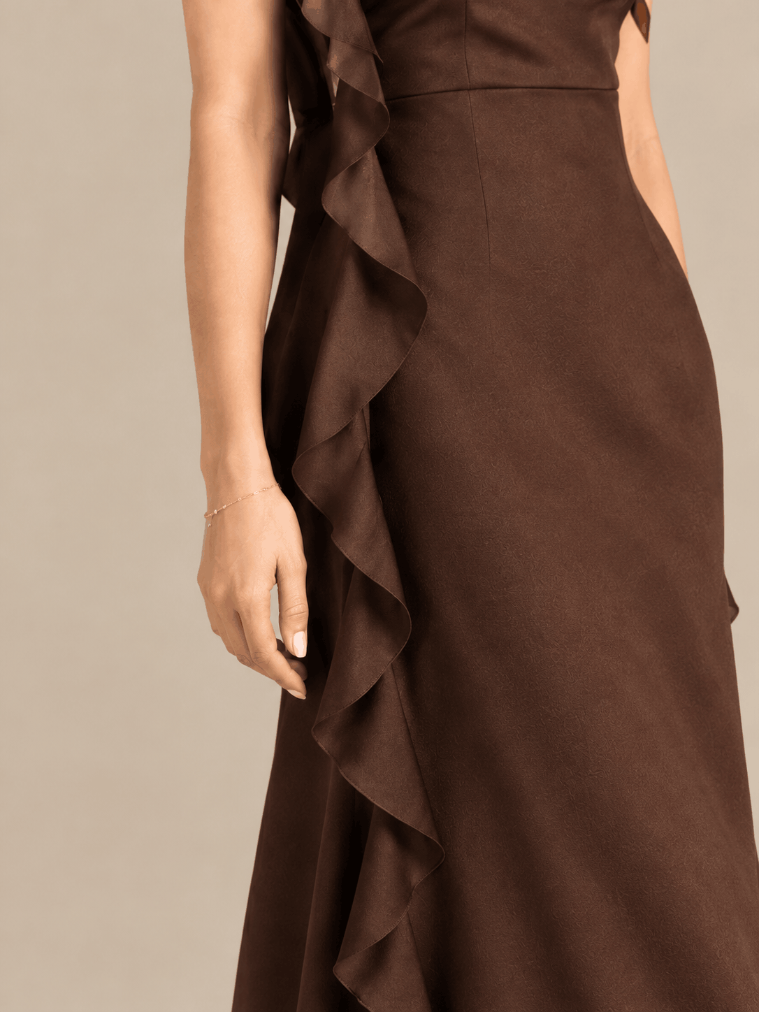 Elegant Ruffle﻿ Bodycon Maxi Dress - Lyca Vogue