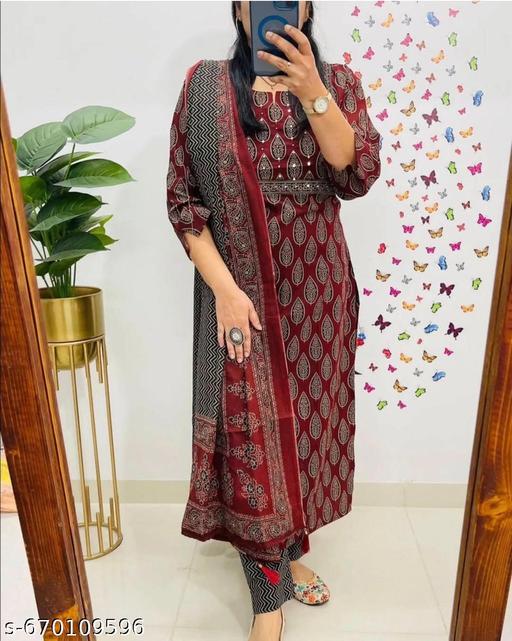 Lyca Ishkrati Printed Elegance Kurta Set - Lyca Vogue