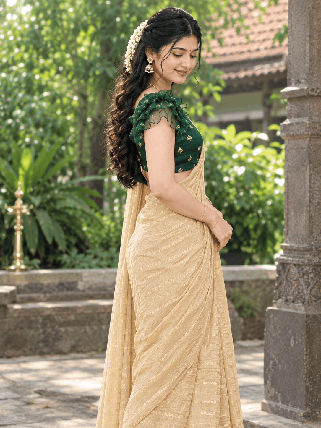 Golden Champagne Glow Saree - Lyca Vogue