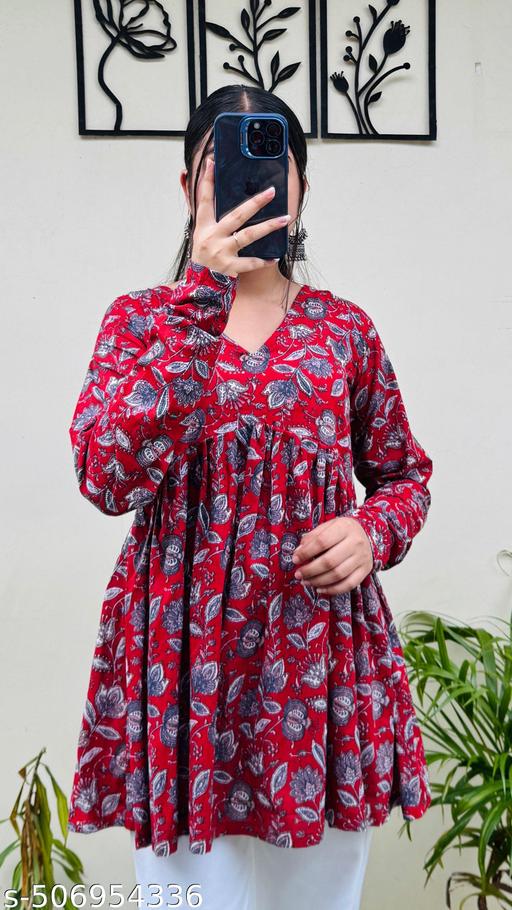 Trendy V-Neck top - MC FASHIONS