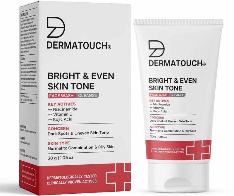 Dermatouch bright & even tone  with niacinamide, vitamin e and kojic acid men & women all skin types face wash - M Y V E L O R A