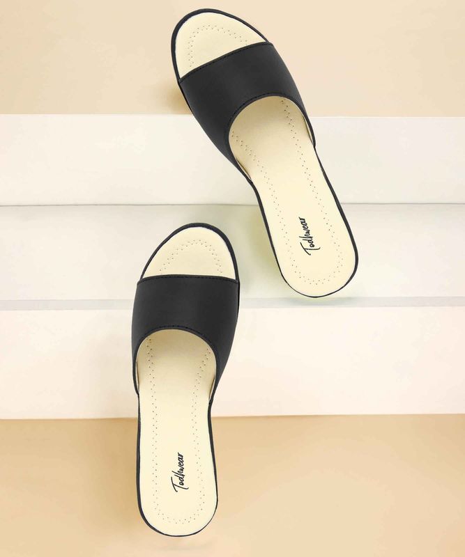 Todhwear women white heels - M Y V E L O R A