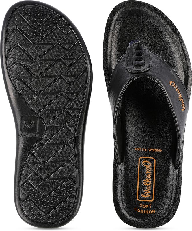 Walkaroo men sandals - M Y V E L O R A