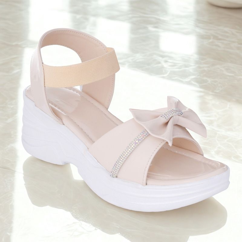 Cst lifestyle girls strap wedges - M Y V E L O R A