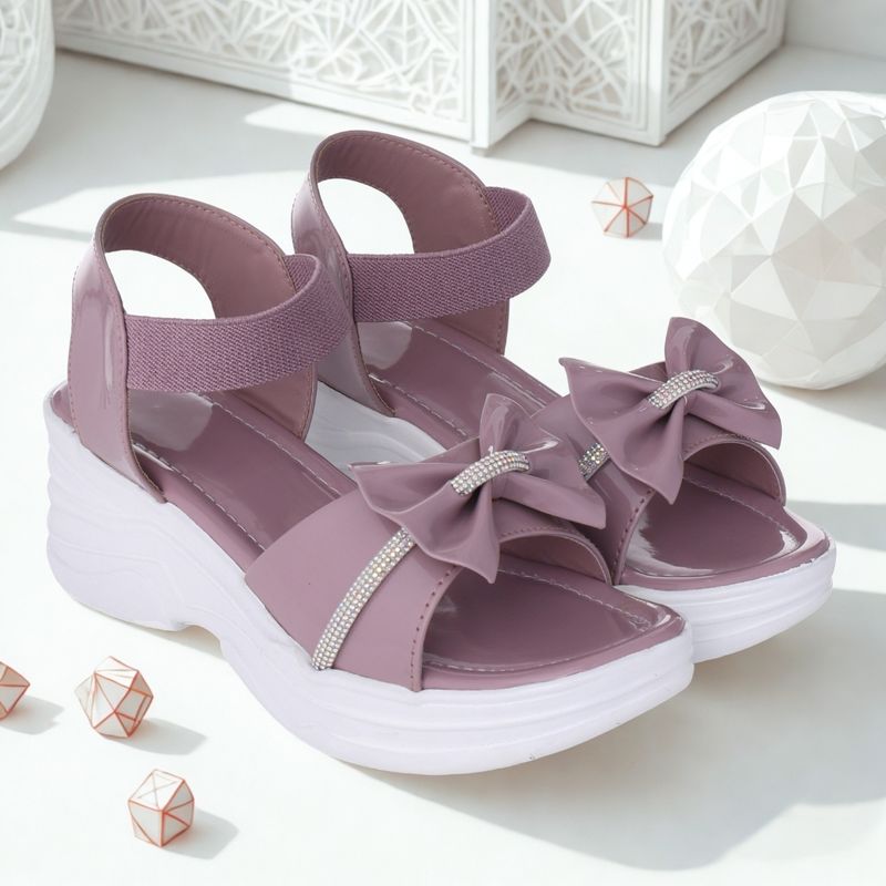 Cst lifestyle girls strap wedges - M Y V E L O R A