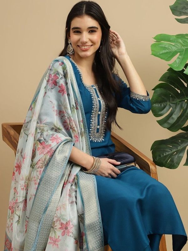 Femzie women kurta, churidar & dupatta set - M Y V E L O R A