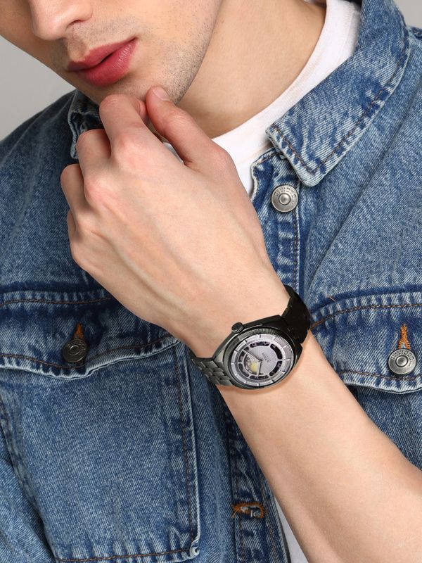 Titan titan stellar titan stellar automatic silver round dial men's watch / analog watch  - for men - M Y V E L O R A