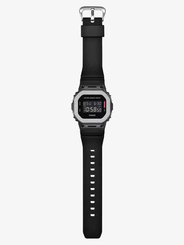 Casio gm-5600bm-1dr g-shock digital watch  - for men - M Y V E L O R A