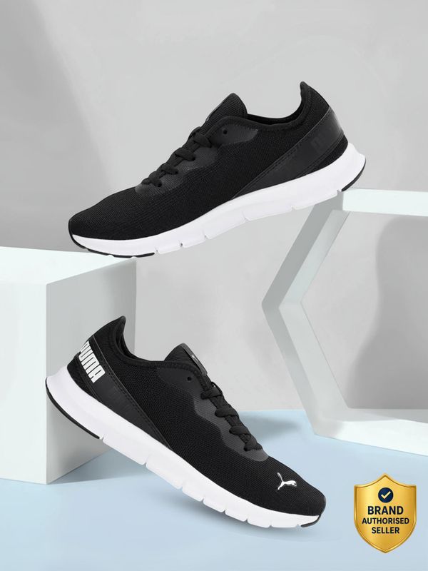 Puma hustle v2 idp sneakers for men - M Y V E L O R A