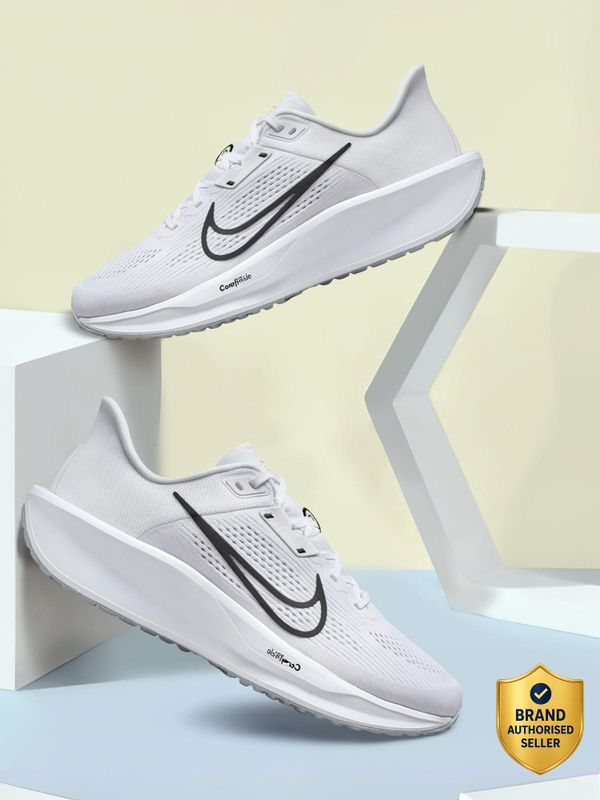 Nike quest 6 running shoes for men - M Y V E L O R A