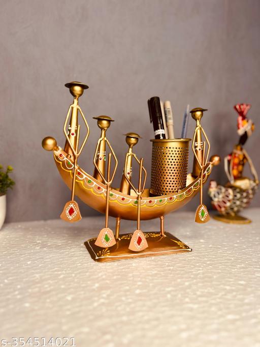 Metal Decorative Boat Pen Stand - Piktocart