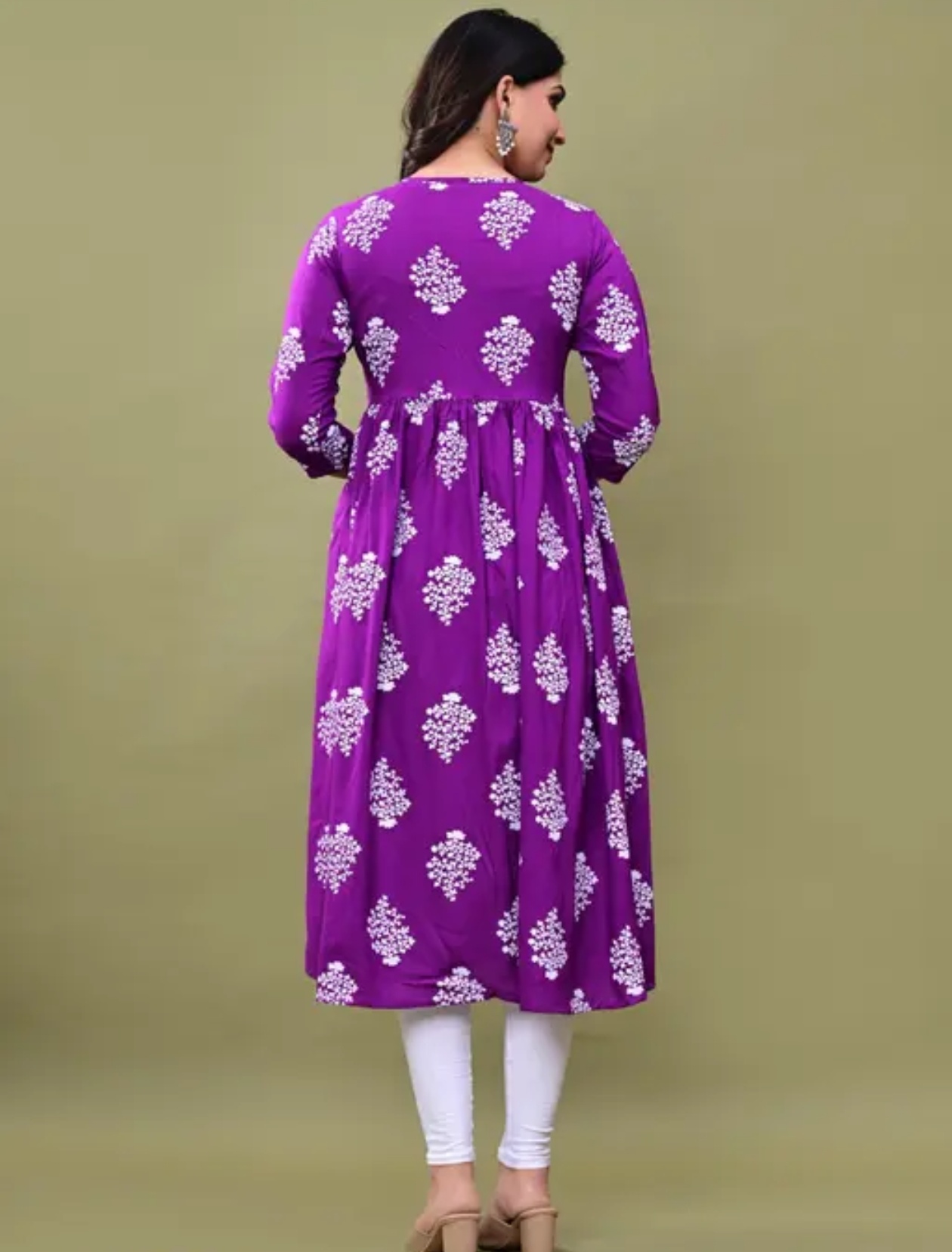 new woman anarkalikurtis |new trending anarkali kurtis  - Shiva Nandhini 