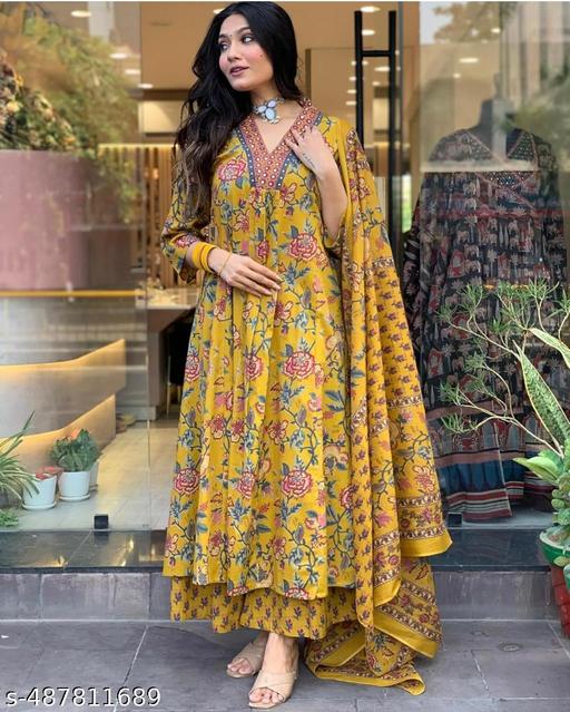 Golden Hour Vibes: Ethnic Simplicity with a Floral Twist - Velorabeauty