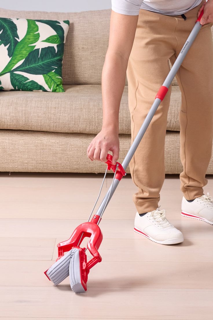  Velora Self-Wringing Butterfly Sponge Mop - Velora