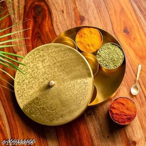 DecoCrafts India Gold Plated Handcrafted Spice Boxx Set For Kitchen With Spoon Masala Boxx Masala Dani Masala Dabba & Spice Container (7 Detachable Containers, 100 ML) - WYNAMIX store
