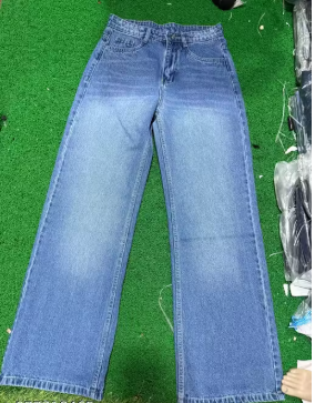 LIGHT BLUE WISHKER JEANS FOR WOMEN - WYNAMIX store